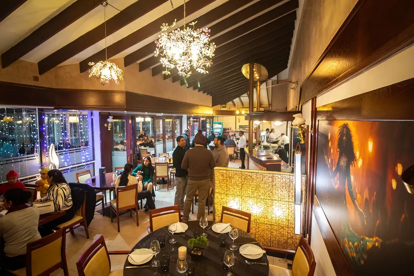 Evening atmosphere at Gill's Restaurant Gibraltar